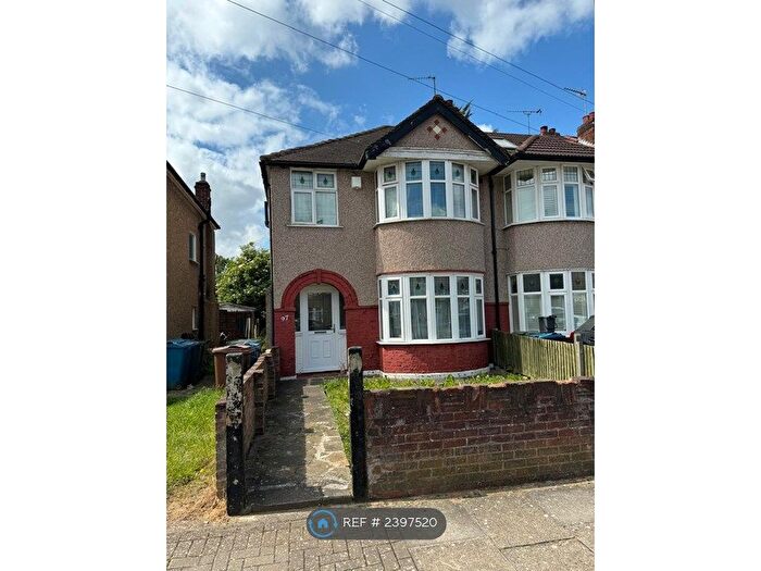 3 Bedroom End Of Terrace House To Rent In Balmoral Road, Harrow, HA2