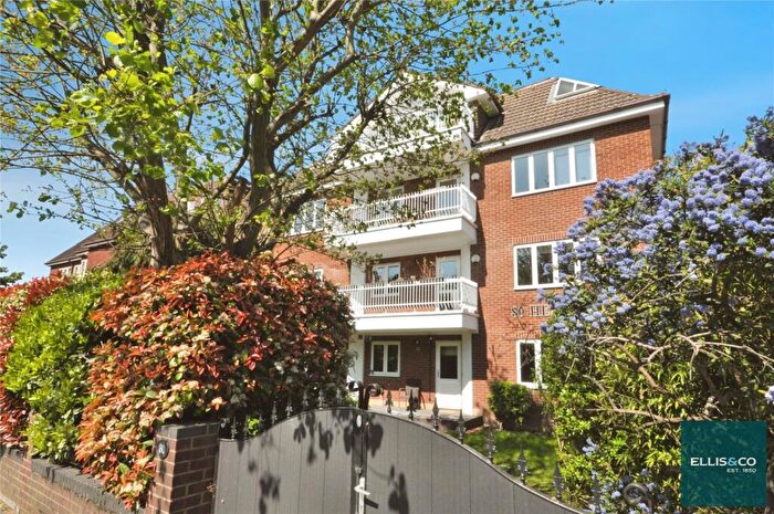 2 Bedroom Apartment To Rent In Hendon Lane, Finchley, N3
