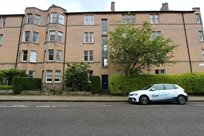 2 Bedroom Flat To Rent In South Learmonth Gardens, Stockbridge, Edinburgh, EH4