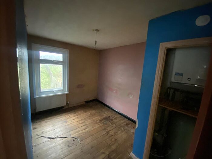 3 Bedroom End Of Terrace House For Sale In Atherton Crescent, Hungerford, Berkshire, RG17