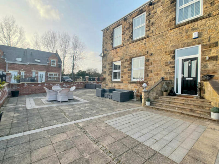 3 Bedroom Semi Detached House For Sale In West Pelton House, West