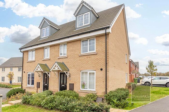 3 Bedroom Semi Detached House For Sale In Ascension Avenue, Norwich, NR5