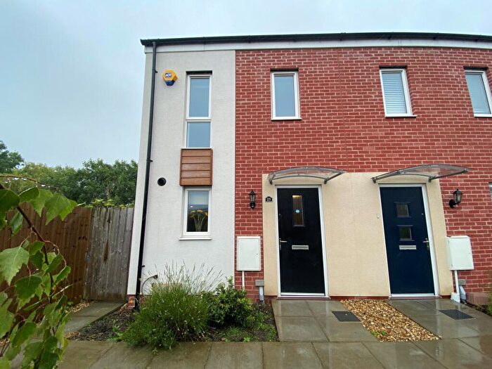 3 Bedroom House To Rent In Kenney Street, Bristol, BS13