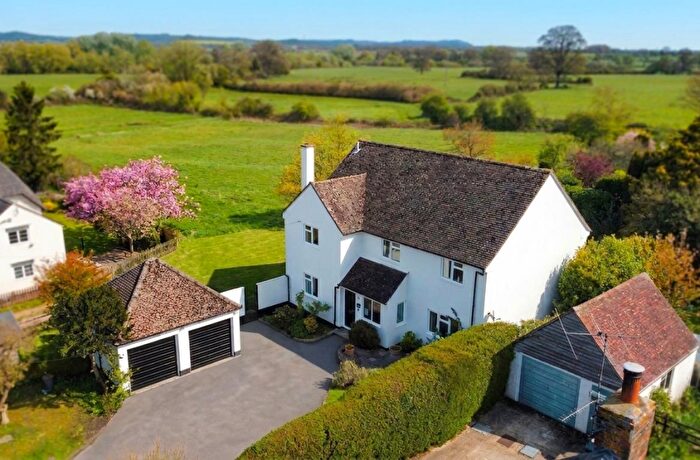 4 Bedroom Detached House For Sale In Wilsford, Pewsey, SN9