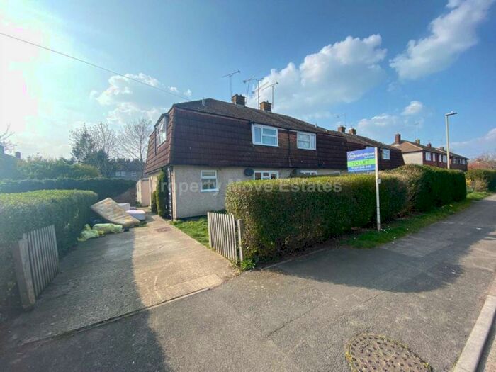 1 Bedroom Flat To Rent In Drovers Way, Reading, RG5