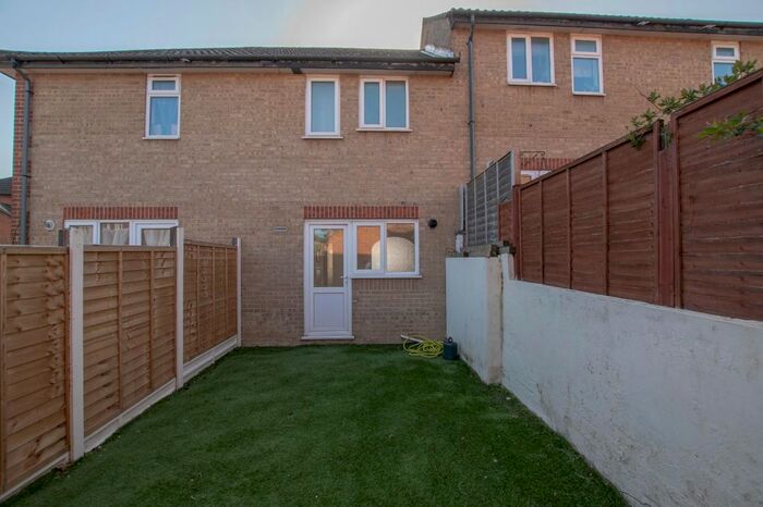 1 Bedroom Terraced House To Rent In Bracklesham Close, Southampton, SO19