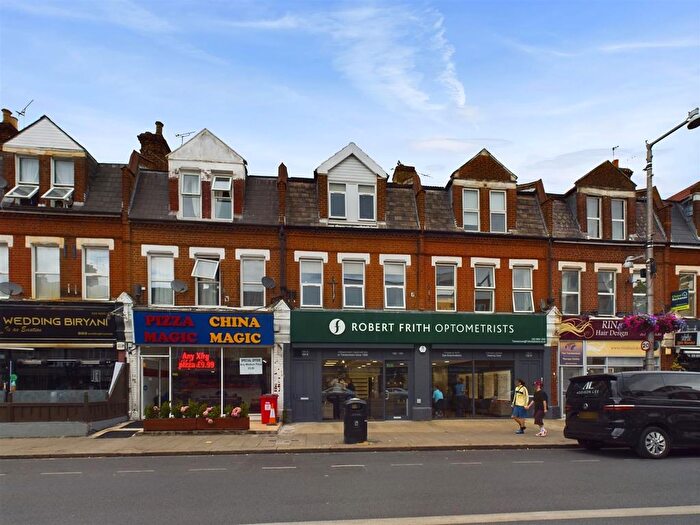 1 Bedroom Flat To Rent In Heath Road, Twickenham, TW1