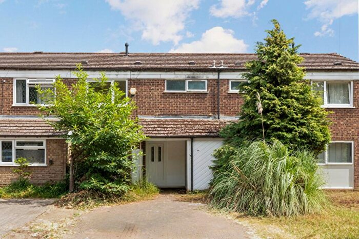 2 Bedroom Terraced House For Sale In Locke King Road, Weybridge, KT13
