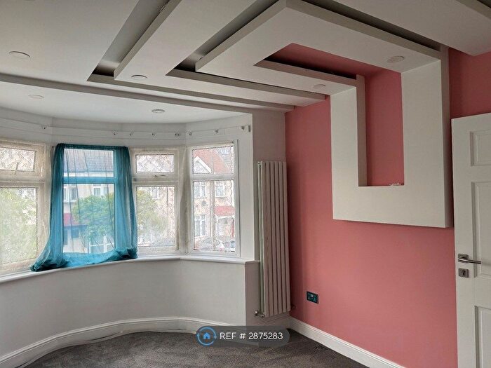 3 Bedroom Terraced House To Rent In Clifton Road, Ilford, IG2