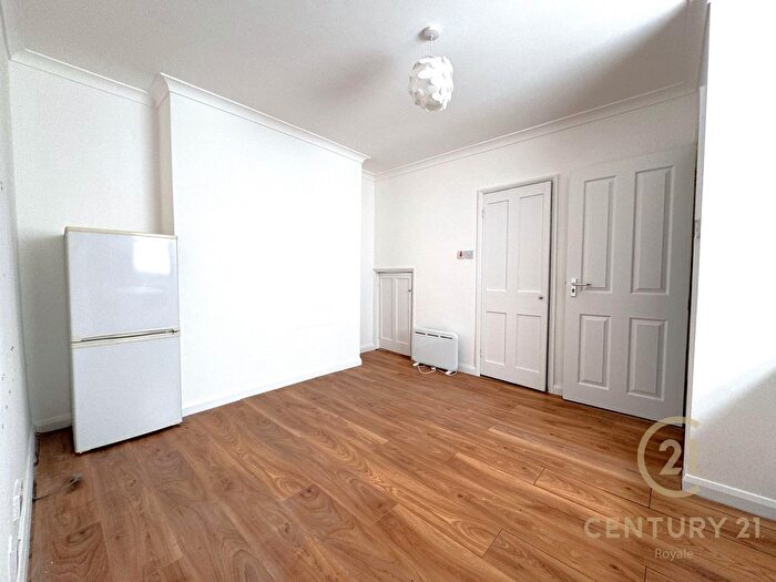 1 Bedroom Studio To Rent In Ewell Road, Surbiton, KT6