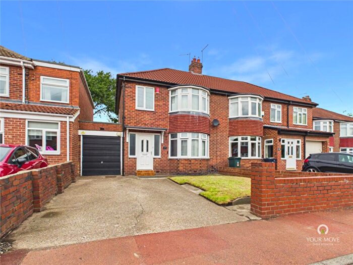 3 Bedroom Semi-Detached House To Rent In Windermere Avenue, Heworth, Gateshead, NE10