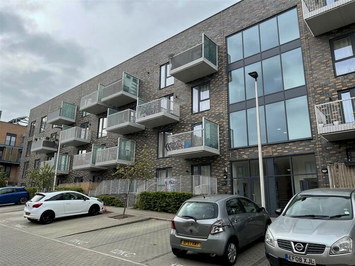 2 Bedroom Flat To Rent In Henrietta Way, Campbell Park, Milton Keynes, MK9