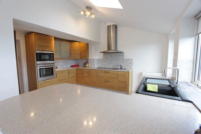 3 Bedroom Detached House To Rent In Longcroft Road, Dronfield Woodhouse, Dronfield, S18