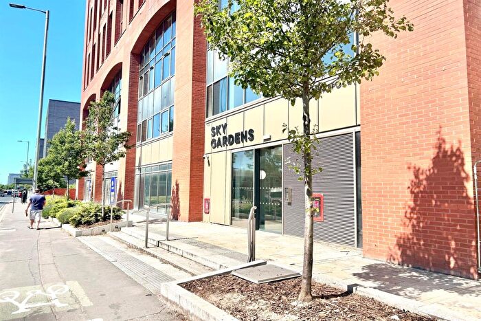 1 Bedroom Apartment To Rent In Spinners Way, Manchester, M15