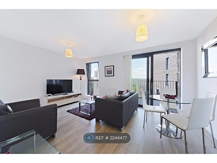 1 Bedroom Flat To Rent In Bramwell Way, London, E16