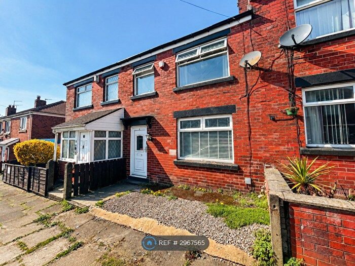 3 Bedroom Terraced House To Rent In Lindsay St, Bolton, BL6
