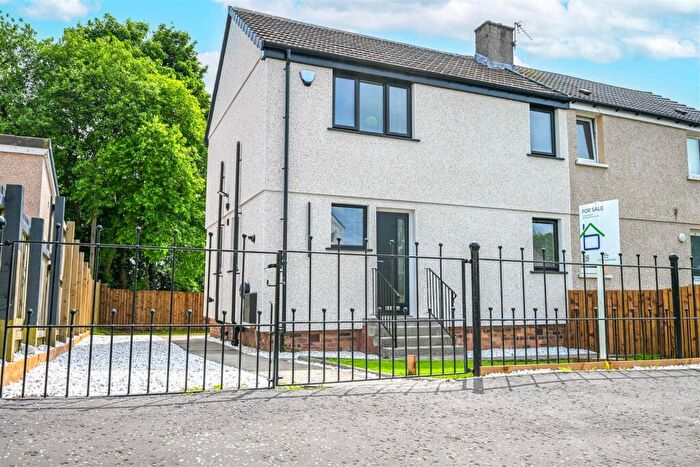3 Bedroom Semi-Detached House For Sale In Quarry Knowe, Lanark, ML11