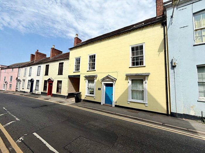 1 Bedroom Flat For Sale In Worcester Road, Ledbury, Herefordshire, HR8