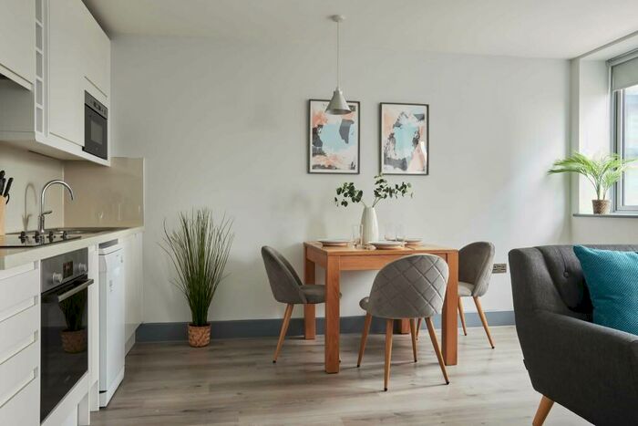 1 Bedroom Apartment To Rent In High Road, Wembley, HA9