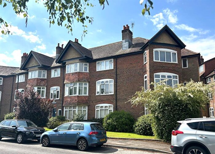 1 Bedroom Apartment To Rent In Oakmount Avenue, Southampton, SO17