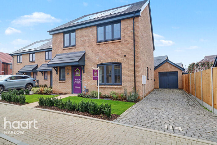 4 Bedroom Detached House For Sale In St James Park, Bishops Stortford, CM23