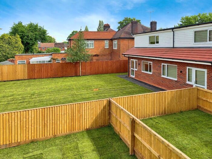 1 Bedroom Terraced House To Rent In Altrincham Road, Manchester, Greater Manchester, M23