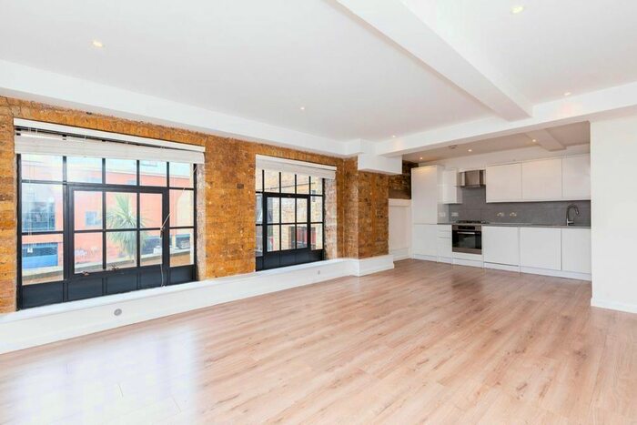 2 Bedroom Flat To Rent In Tyssen Street, London, E8