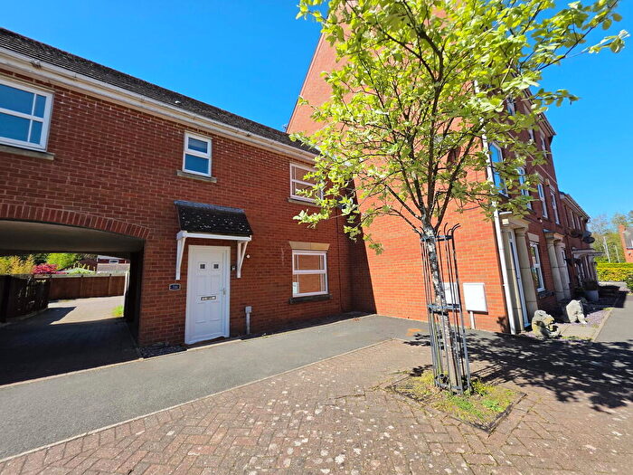 3 Bedroom Town House For Sale In Birch Valley Road, Kidsgrove, Stoke-on-Trent, ST7