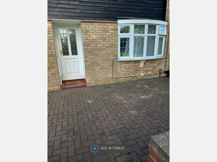3 Bedroom Terraced House To Rent In Doria Drive, Gravesend, DA12