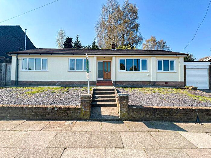 3 Bedroom Detached Bungalow For Sale In Barnham Drive, Childwall, Liverpool, L16