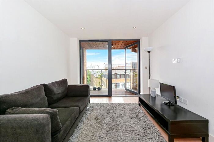 1 Bedroom Apartment To Rent In Fairfield Road, London, E3