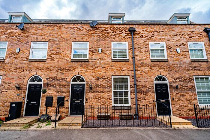 4 Bedroom Terraced House For Sale In Peterson Drive, New Waltham, Grimsby, Lincolnshire, DN36