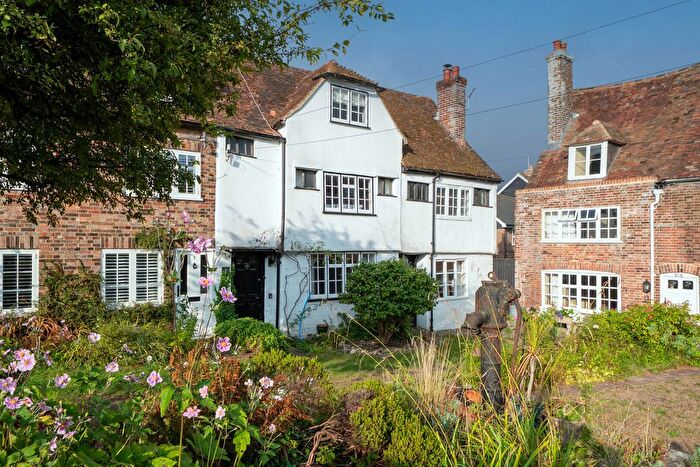 3 Bedroom Cottage For Sale In Landgate Square, Rye, East Sussex, TN31