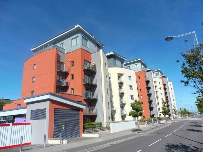2 Bedroom Flat To Rent In South Quay, Kings Road, Maritime Quarter, SA1
