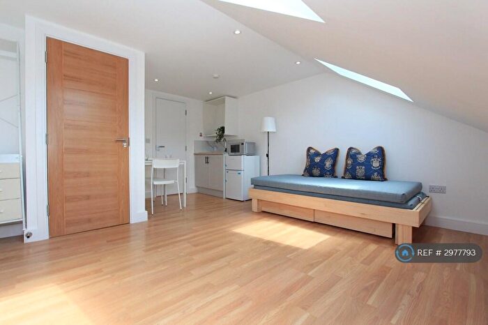 Studio To Rent In Rucklidge Avenue, London, NW10