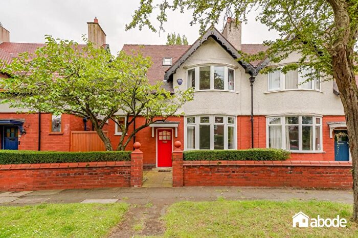 3 Bedroom Semi-Detached House For Sale In Nazeby Avenue, Liverpool, L23