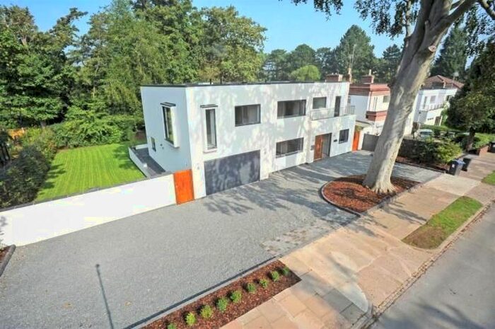 6 Bedroom Detached House To Rent In Kensington Road, Selly Park, Birmingham, B29