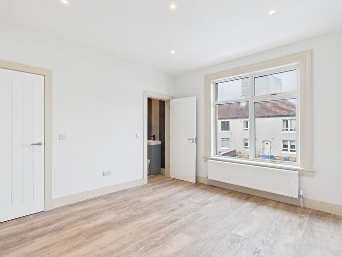 2 Bedroom Apartment To Rent In Baldric Road, Knightswood, Glasgow, G13