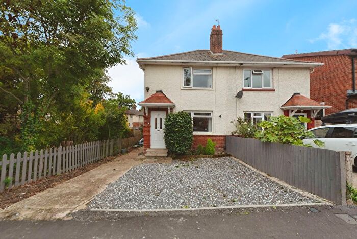 3 Bedroom Semi-Detached House For Sale In Poplar Road, Southampton, Hampshire, SO19
