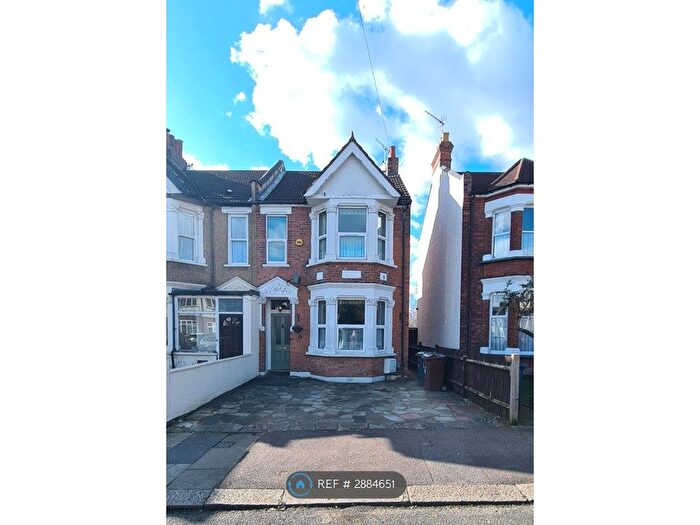 5 Bedroom Semi-Detached House To Rent In Salisbury Road, Harrow, HA1