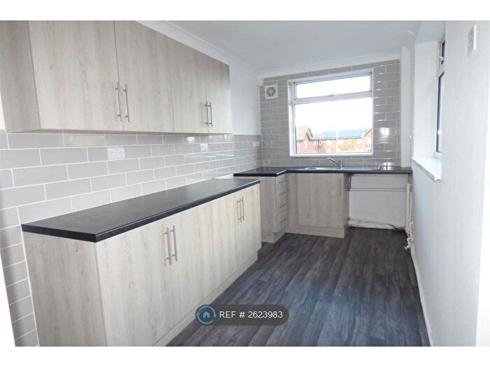 2 Bedroom Terraced House To Rent In Walmersley Road, Bury, BL9