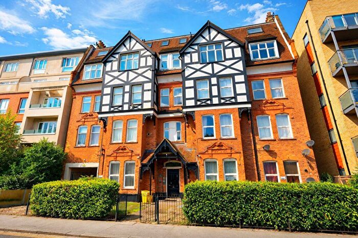 2 Bedroom Flat For Sale In Park Lane, Croydon, CR0