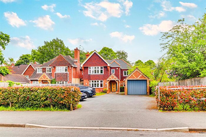 5 Bedroom Detached House To Rent In Glaziers Lane, Normandy, Guildford, GU3