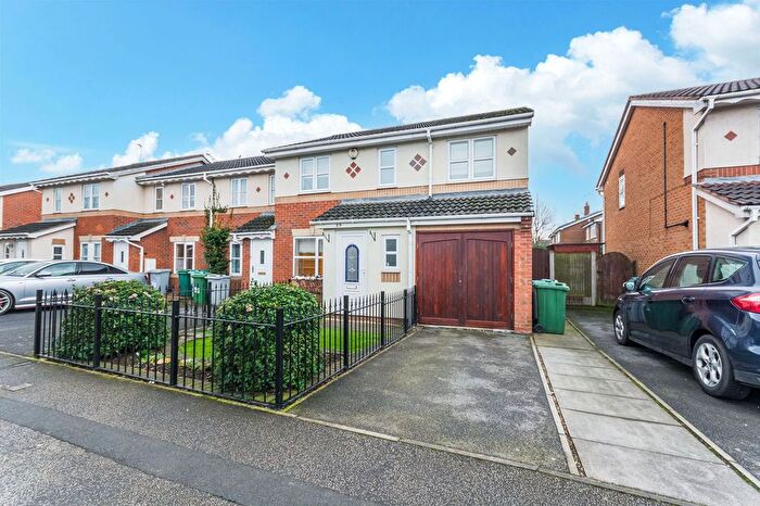4 Bedroom End Of Terrace House For Sale In Wheatsheaf Avenue, Newark, NG24