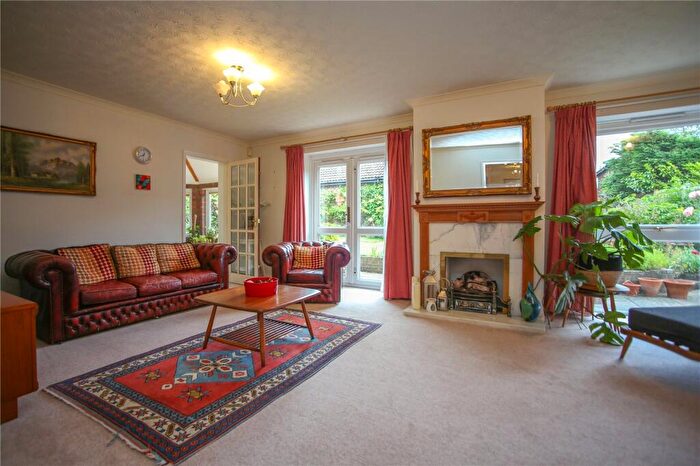 4 Bedroom Detached House To Rent In Pine Trees, Charlton Kings, Cheltenham, Gloucestershire, GL53