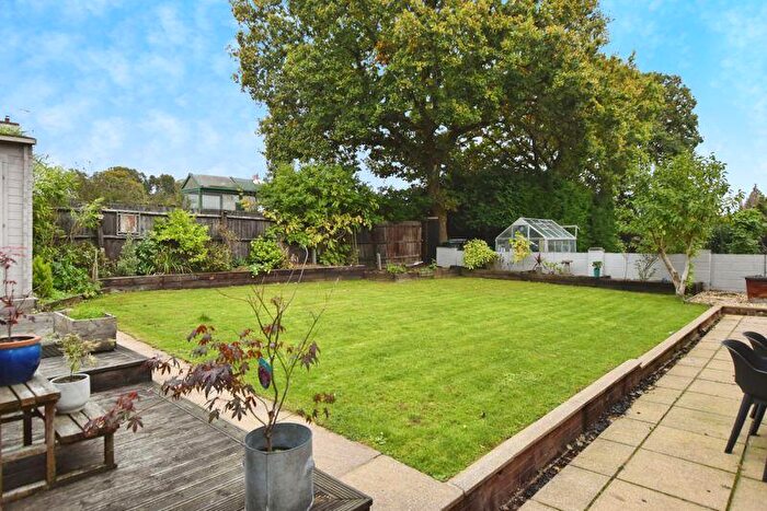 4 Bedroom Detached House For Sale In Little Woodfalls Drive, Woodfalls ***Video Tour***, SP5