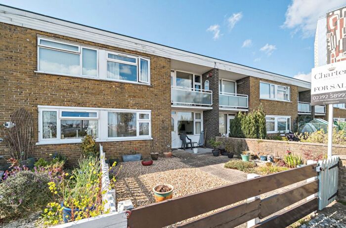 1 Bedroom Maisonette For Sale In Trinity Green, Gosport, Hampshire, PO12