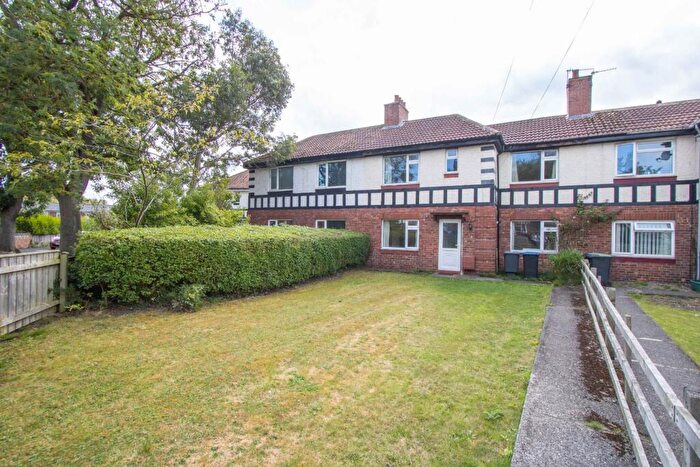 5 Bedroom Terraced House For Sale In Musgrave Gardens, Gilesgate, Durham, DH1