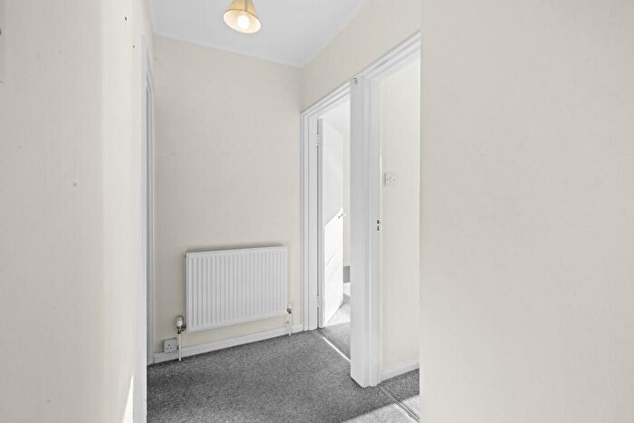 1 Bedroom Flat To Rent In Keymer Road, Hassocks, West Sussex, BN6