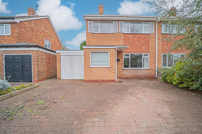 3 Bedroom Semi-Detached House For Sale In Milton Road, Bentley Heath, B93